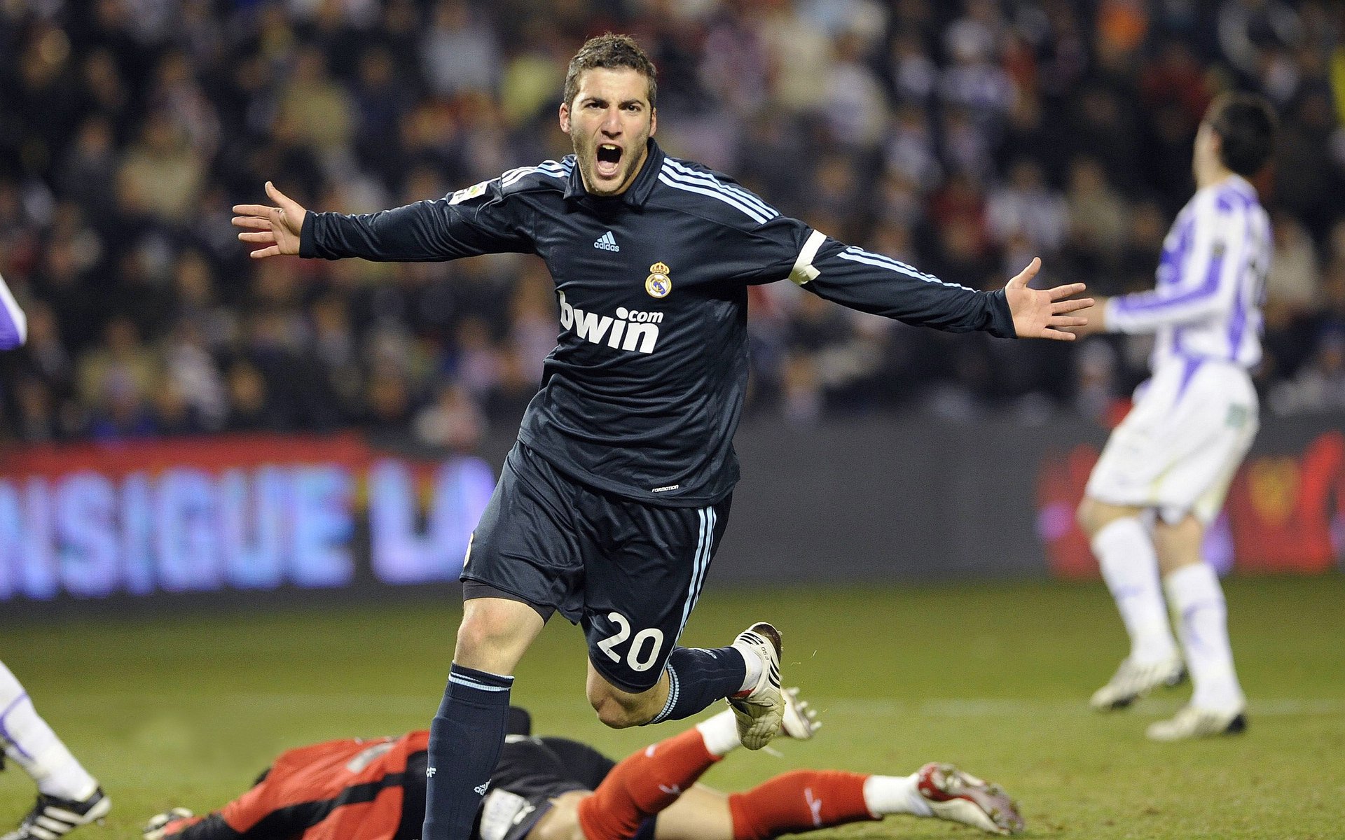 北欧铁骑碾碎南美神话，若日尼奥的战术交响乐与唯一性的胜利