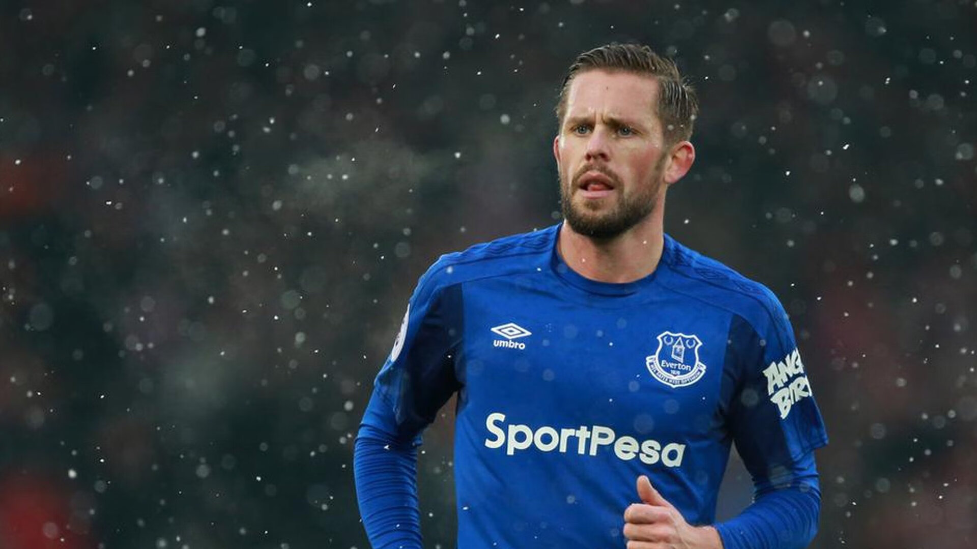 基米希爆发一锤定音，苏格兰争冠战爆冷胜德国